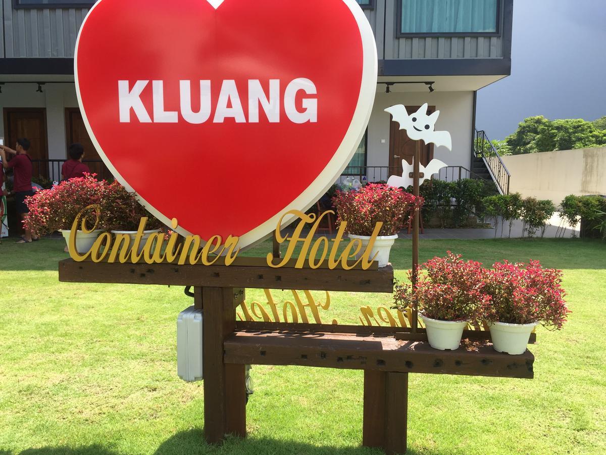 Kluang Container Swimming Pool Hotel Extérieur photo