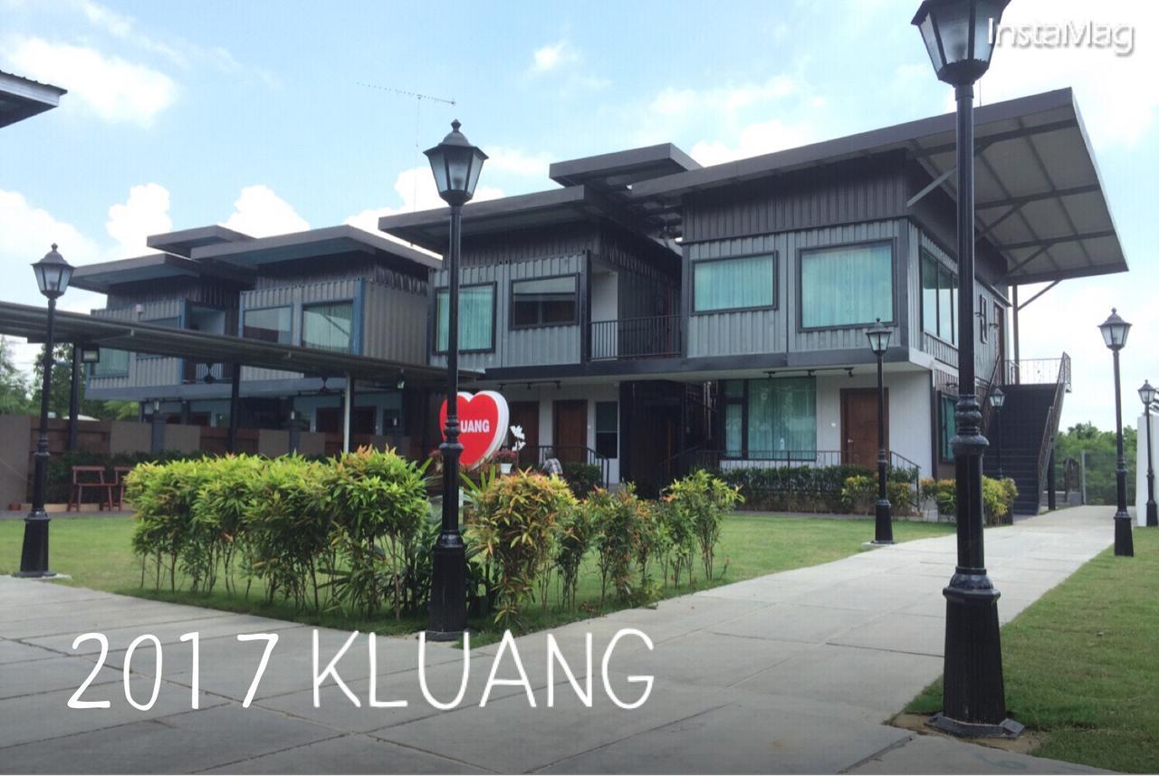 Kluang Container Swimming Pool Hotel Extérieur photo